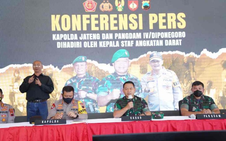 Kasad saat konferensi pers di mapolda Jateng
