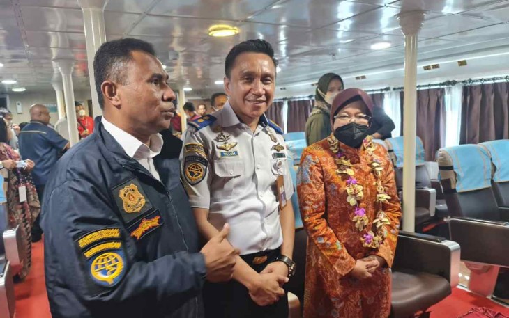 Mensos Tri Rismaharini saat menghadiri sidang sinode papua