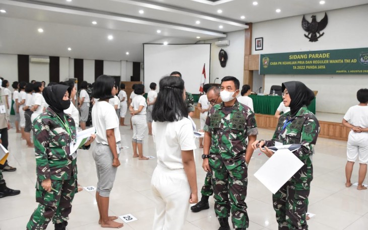Kasdam Jaya saat pengecekan Casis Bintara PK TNI AD 