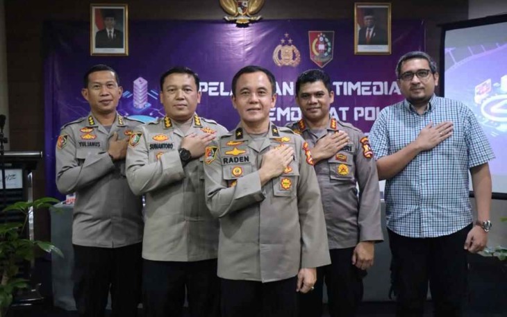 Foto bersama Infotek Lemdiklat Polri pelatihan Satdik di Hotel Whiz Points Simatupang Jakarta 