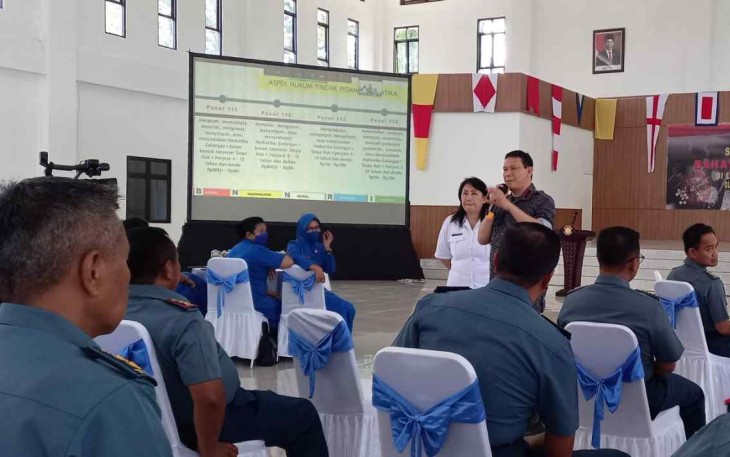 Sosialisasi bahaya narkoba di Koarmada III