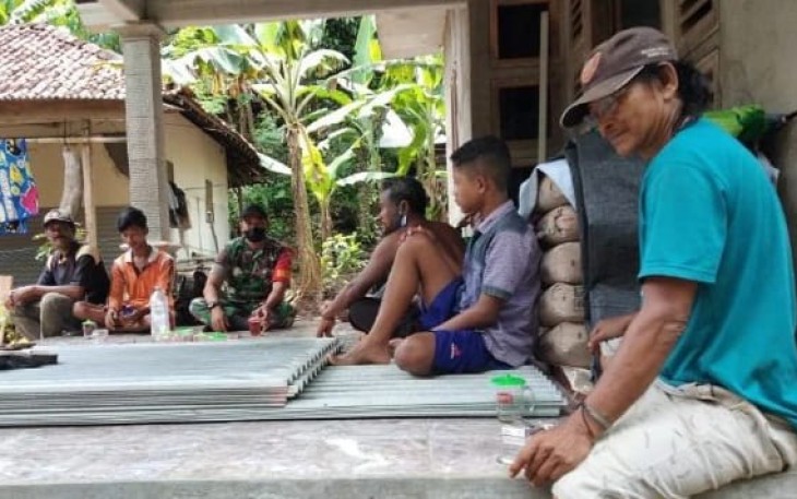 Serda Heru saat komsos bersama warga binaannya