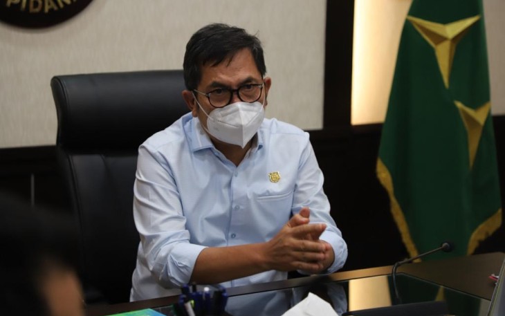 JAM Pidum saat memberikan keterangan pers di Jakarta 