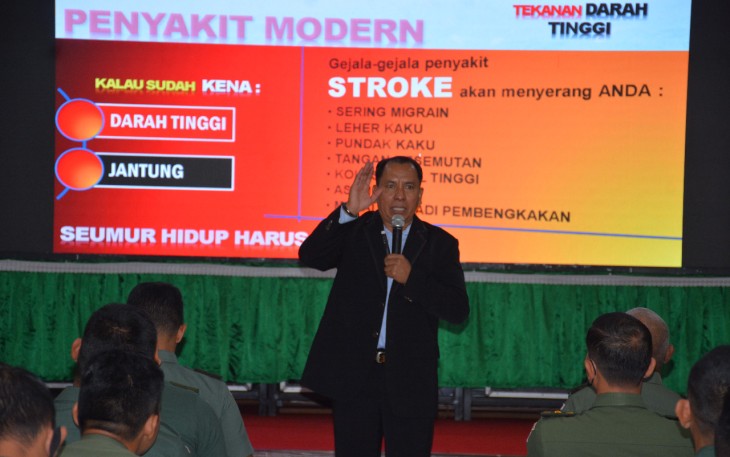 Penyuluhan kesehatan bagi anggota Korem  073/Mkt