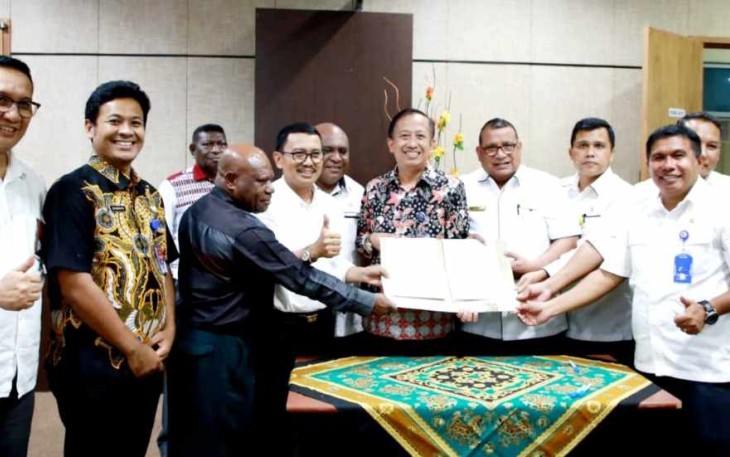 Penandatanganan dana hibah untuk provinsi Papua Selatan 