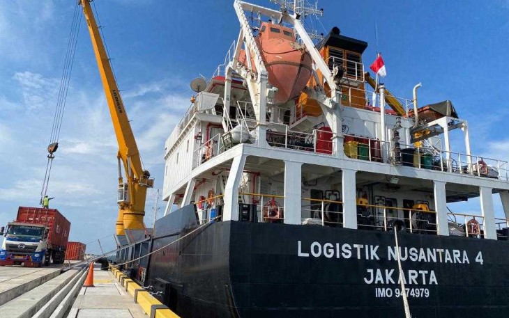 Kapal tol laut KM Logistik Nusantara 