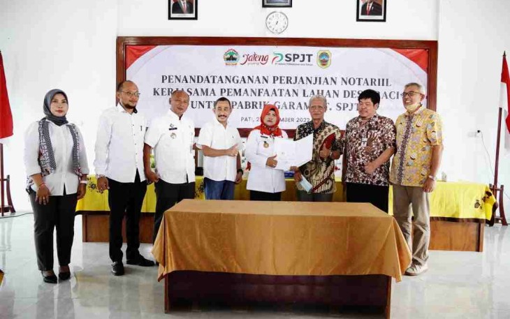 Penandatanganan kerjasama pembangunan pabrik garam  