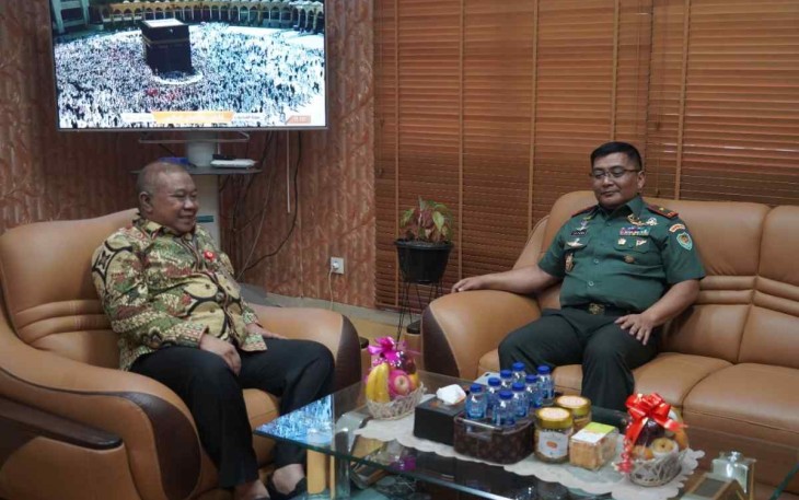 Danrem 064/MY Brigjen TNI Tatang Subarna silaturahmi dengan Kesbangpol Banten
