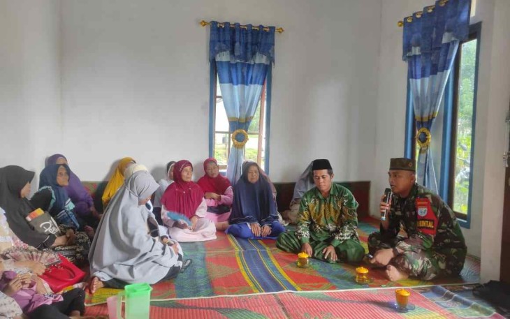 Pengajian satgas Yonif 645/Gty di perbatasan 