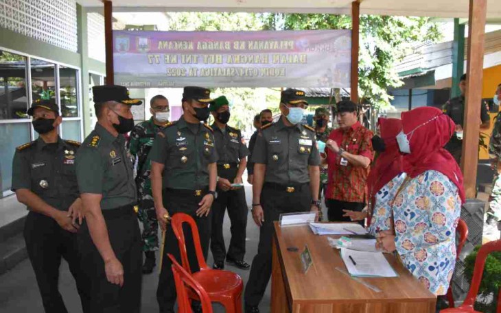 Danrem 073/Mkt meninjau pelaksanaan program KB di RS dr. Asmir 
