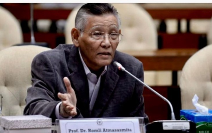 Prof Romli Atmasasmita Guru Besar Hukum Pidana Internasional Universitas Padjadjaran Bandung 