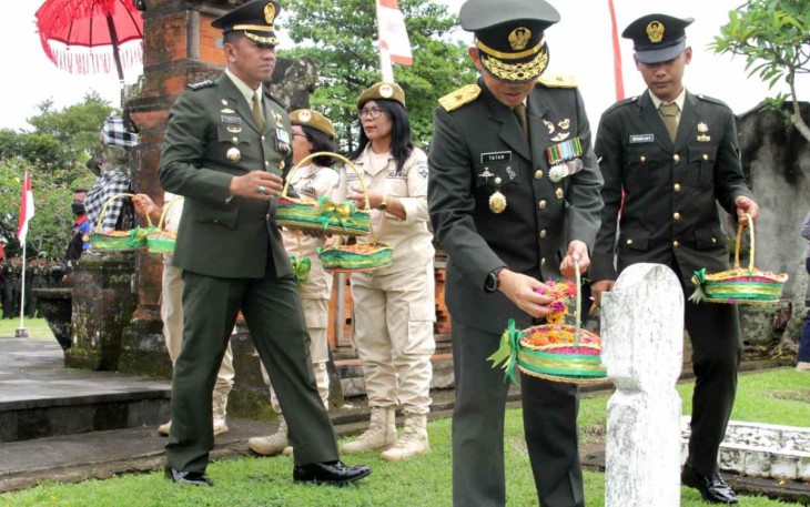 Kodam IX/Udayana ziarah ke TMP Pancaka Tirta. Selasa (4/10)