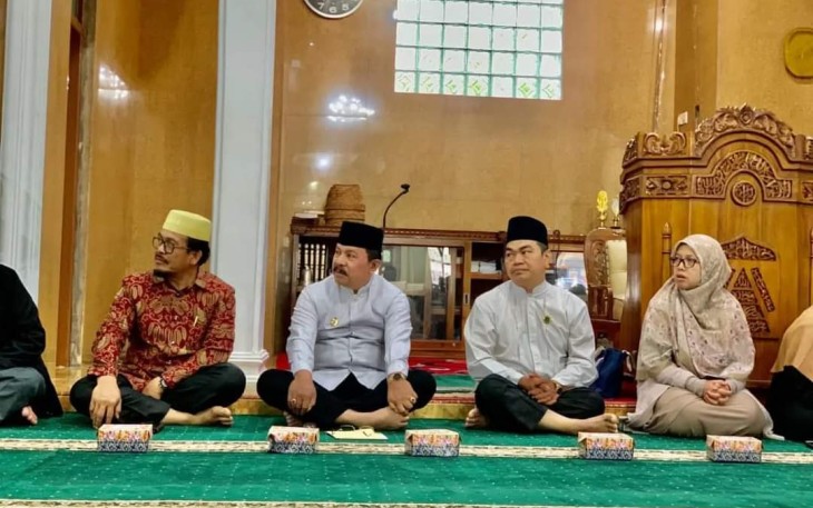 Suasana kegiatan Didikan Subuh gabungan TPQ, MDTA dan Rumah Tahfiz di Masjid Ashliyah.