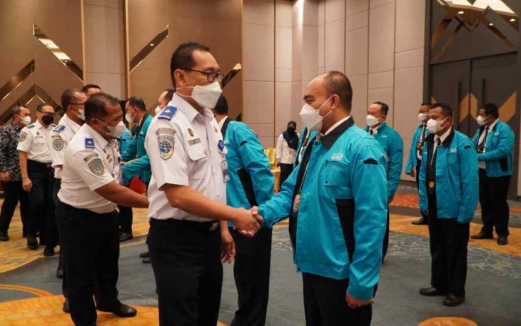 Pelantikan Pejabat Pemeriksa Kelaiklautan dan Keamanan Kapal Asing. Jakarta Senin (10/10)