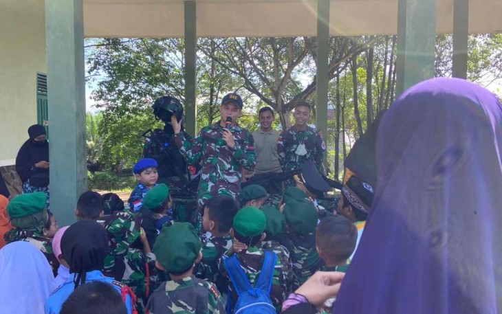 Edukasi siswa di perbatasan 
