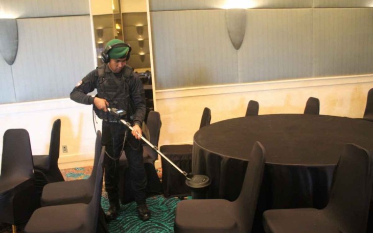 Prajurit Yonzipur 18/YKR saat deteksi pengamanan lokasi G20
