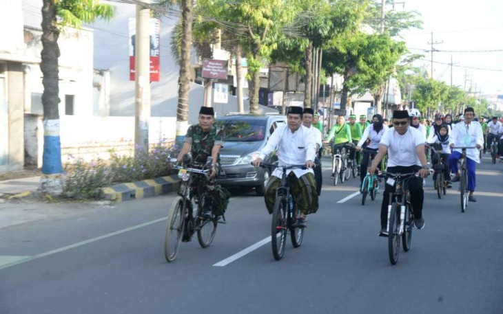 Sepeda Kuplukan peringati hari Santri di Kabupaten Madiun