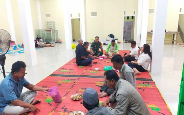 Jalin kebersamaan dengan warga binaanya 