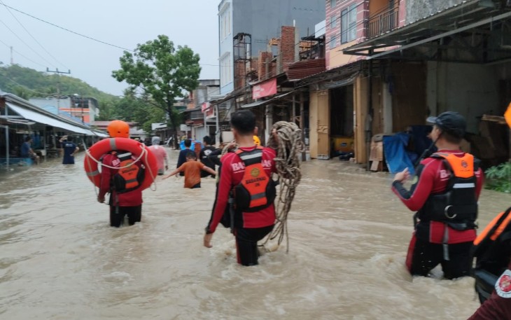 Banjir di Kecamatan Majene Provinsi Sulbar