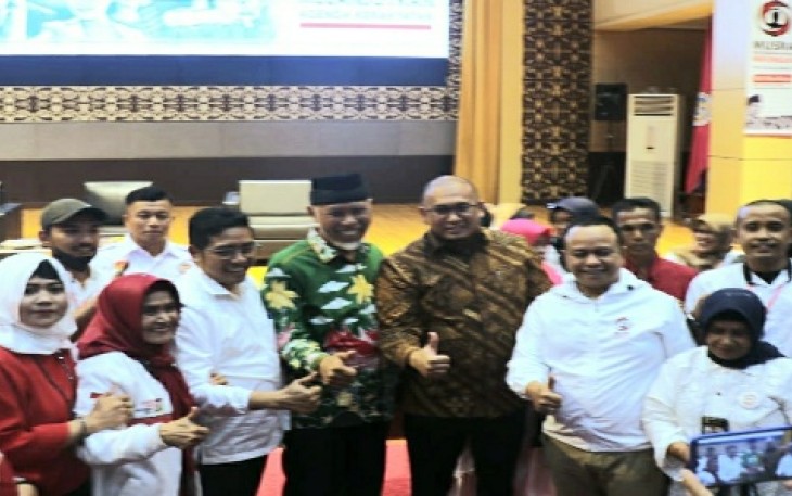 Gubernur Sumbar foto bersama usai Resmi Buka Musra VI Sumbar 2022