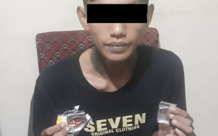 AF (24) kurir sabu
