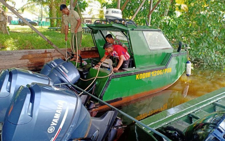 Kapal Motor Cepat Kodim 1206/Psb