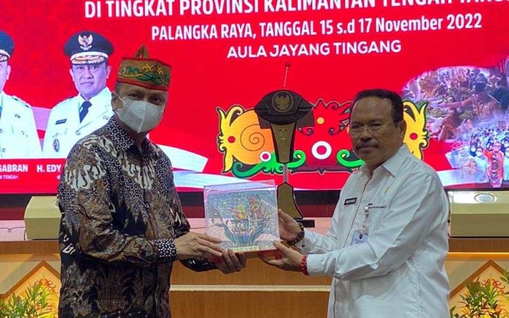 Deputi Bidang Mikro KemenkopUKM Yulius saat Rakorda Perencanaan Pusat dan Daerah di Palangkaraya Kalimantan Tengah 