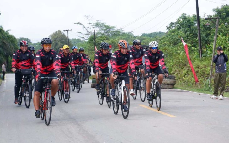Gowes Tour de Entikong