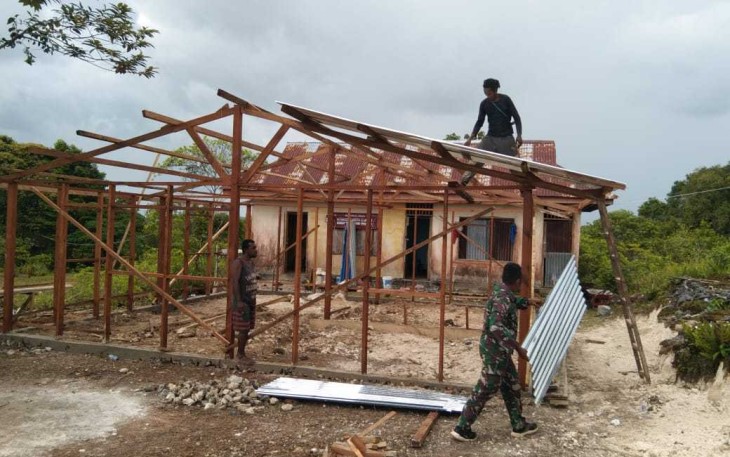 Program Kasad RTLH di Kampung Jitmau Distrik Aitinyo Kabupaten Maybrat 
