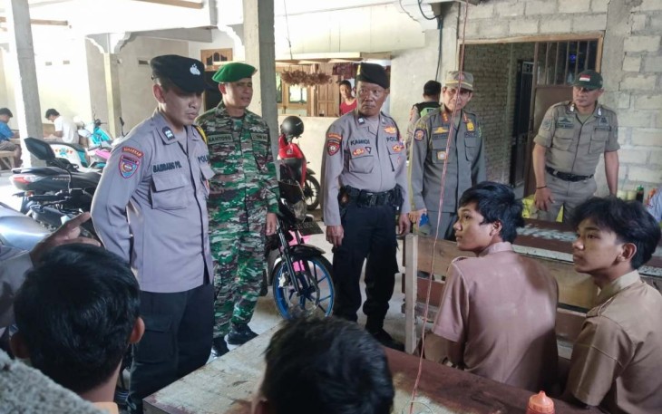 Razia pelajar saat jam belajar di sekolah