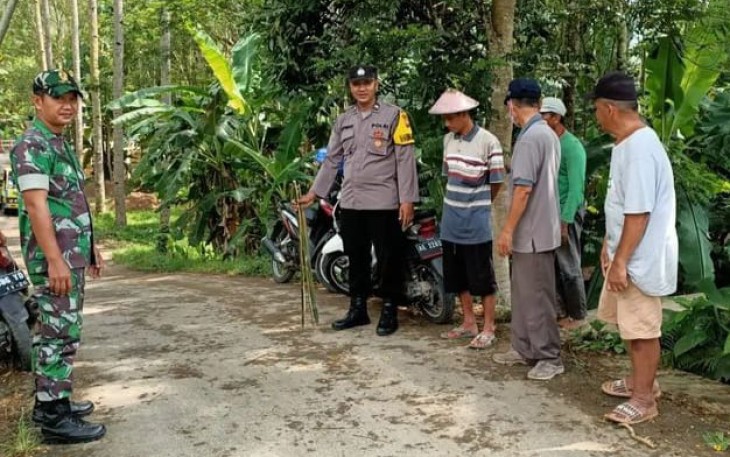 Patok batas sementara lahan warga