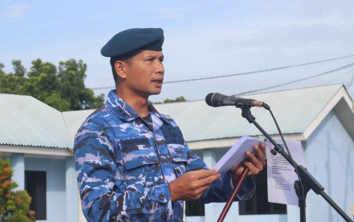 Danlanud Sugiri Sukani Letkol Pnb Supardo Butarbutar saat membacakan amanat Panglima Koopsudnas, Majalengka, Senin (19/12)