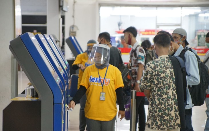 Aplikasi Ferizy mudah cepat aman pesan tiket