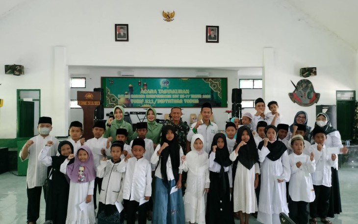 Santunan Anak Yatim Syukuran HUT Ke-77 Yonif 511/DY