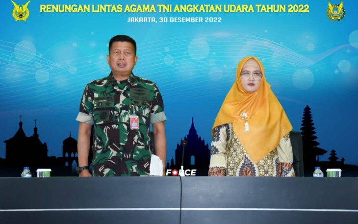 Dankoharmatau dan Ketua PIA Ardhya Garini Gab. III Koharmatau 