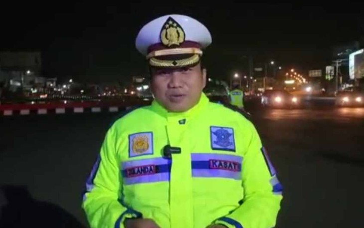 Kasatlantas Polrestabes Makassar saat memberikan keterangan. Sabtu malam (07/05/2022)