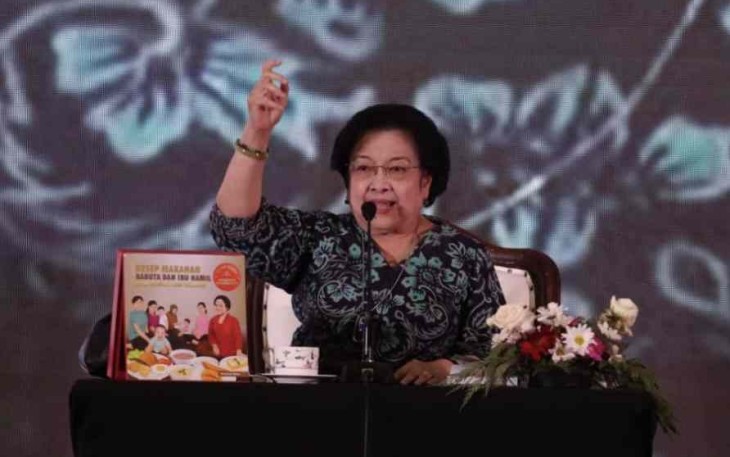 Megawati Soekarnoputri saat menjadi pembicara dalam acara kick off penurunan stunting di Jakarta 