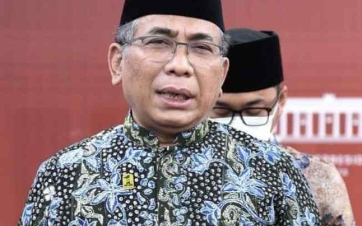 Ketua Umum PBNU Yahya Cholil Staquf saat mberikan keterangan pers usai pembahasan persiapan R20 di istana Negara, Kamis (22/9)