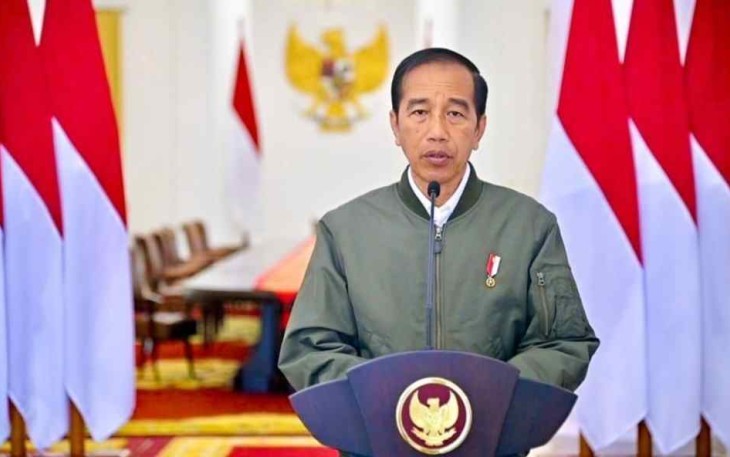Presiden Joko Widodo saat memberikan keterangan pers tragedi Kanjuruhan Malang di istana Bogor. Minggu (2/10)
