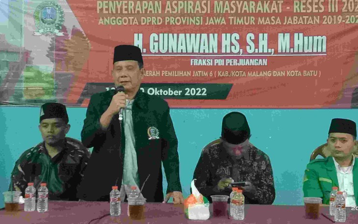 H. Gunawan HS, S.H., M.Hum, saat Reses di Desa Putat Lor, Gondanglegi Kabupaten Malang, Jumat (14/10/2022) malam.
