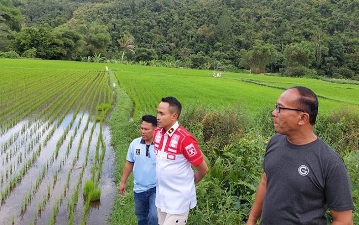 Kalapas Kelas III Suliki Kamesworo, melaksanakan Survei Asimilasi didampingi oleh Pemilik Kolam Ikan Bob Hansen, Wali Nagari Adri Yanto berlokasi di Jorong Suliki.