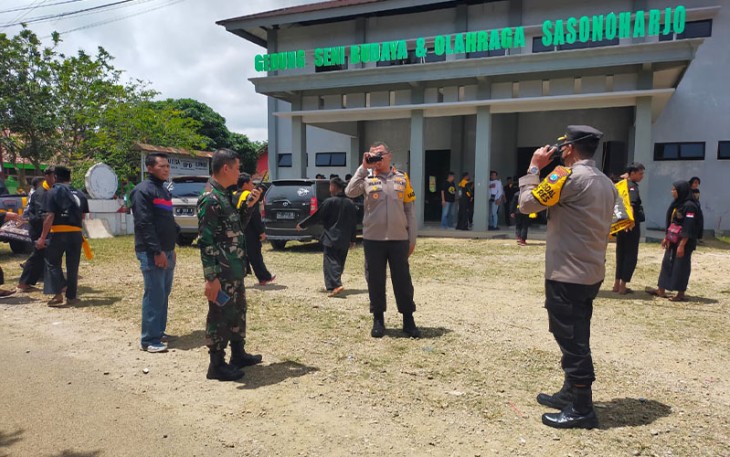  Dandim 0801/Pacitan dan Kapolres Pacitan saat Pimpin Langsung Pengamanan