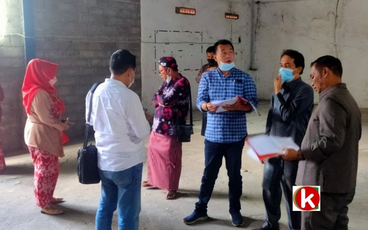 Komisi II DPRD Kota Blitar, Dinsos Kota Blitar Saat Meninjau Gudang Calon Penampung Rasterada