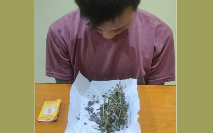 Tersangka dan barang bukti saat diamankan