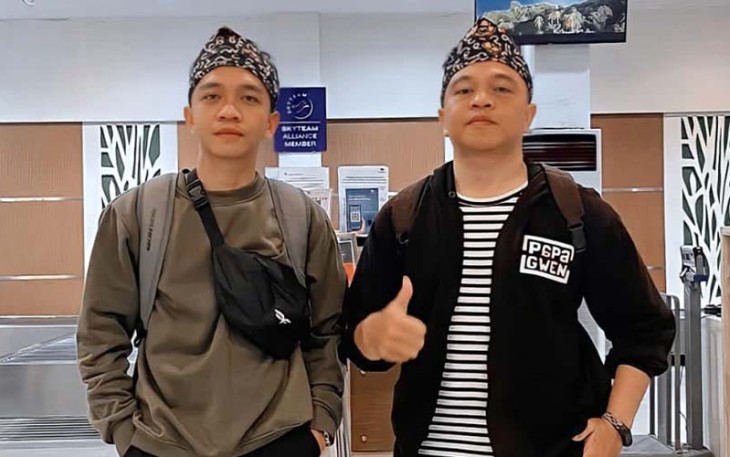 Kakak beradik yang termasuk dalam tim seniman perwakilan dari Polda Bengkulu.