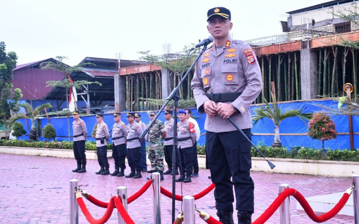 Kapolres Aceh Timur saat pimpin Apel Pengamanan Kegiatan Masyarakat 4 Desember