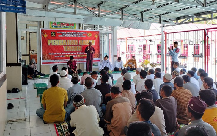 Lapas Kelas III Suliki menggelar Pengajian Akhir Tahun.
