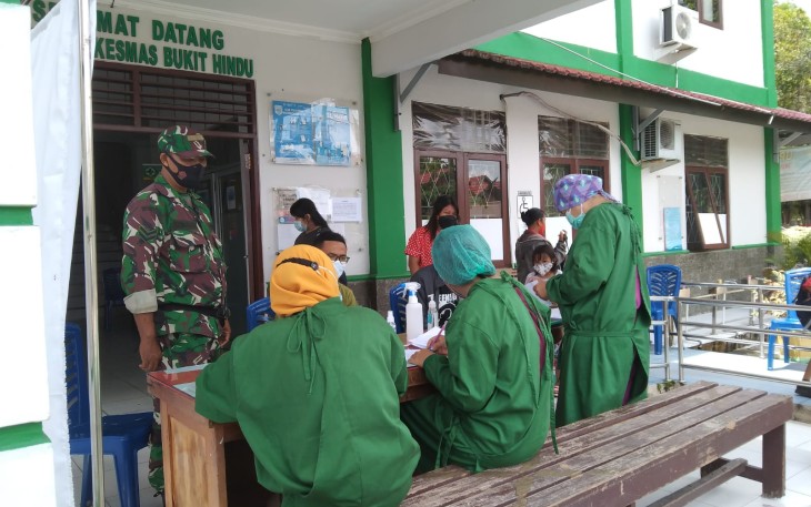 Babinsa Sampaikan Pentingnya Peran Orang Tua dan Pengajar Masa Pelaksanaan PTM 