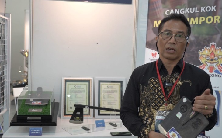 Titus Ridi selaku Operational General Manager PT Indobaja Primamurni.