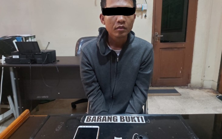 Tersangka dan barang bukti saat diamankan